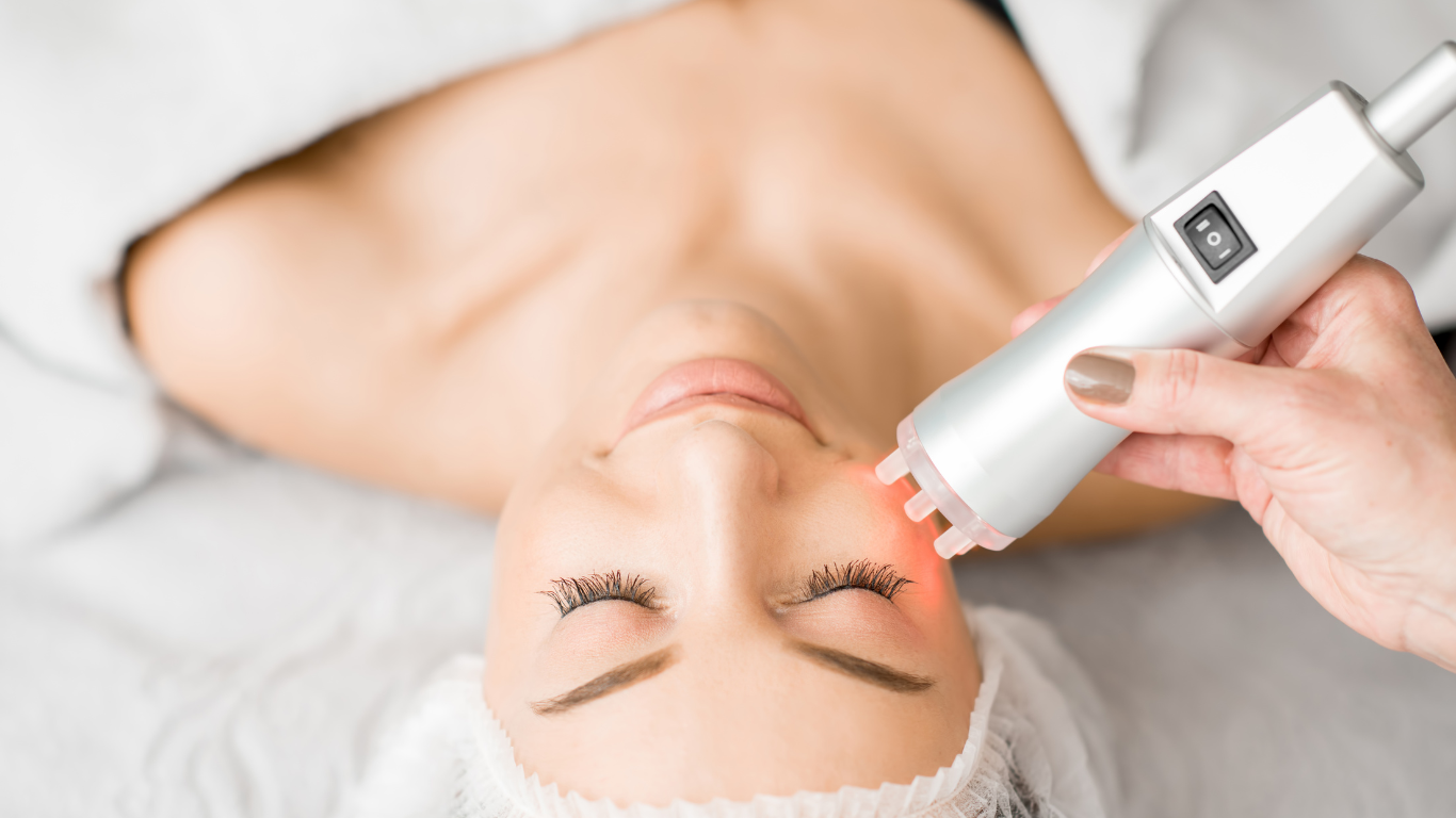 ラジオ波 ＋EMS＋ ポレーション(ヒト幹細胞培養エキス)＋マッサージ　(デコルテ・お顔)